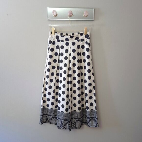 EUC Julietta ecru & black polka dot & floral jacquard print pleated culottes M L - Picture 3 of 6